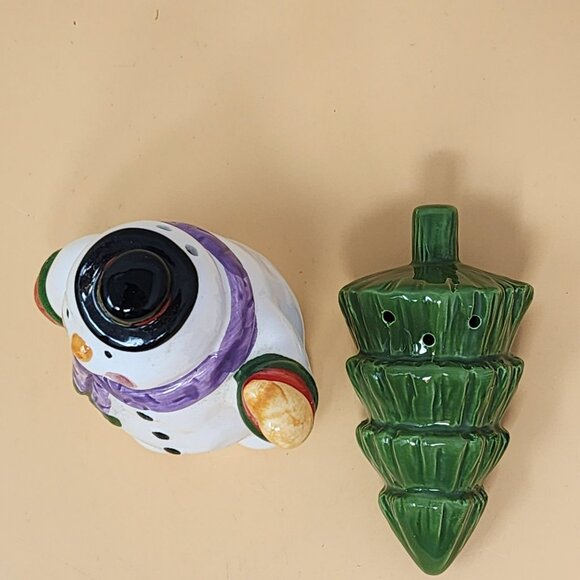 Enesco Snowman & Christmas Tree Ceramic Salt & Pepper Shaker Set New In Box - Picture 7 of 11